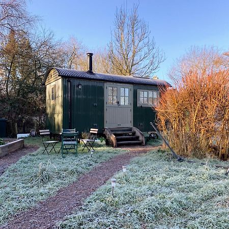 ניוטון אבוט Rushford Shepherd'S Hut מראה חיצוני תמונה